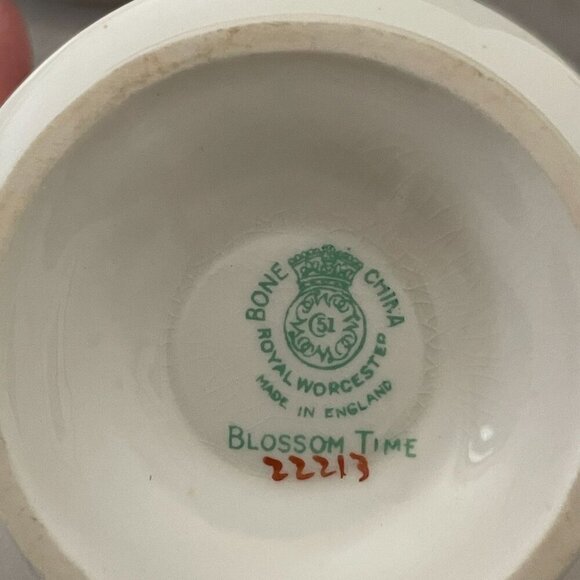 Vintage Royal Worcester Blossom Time Covered Sugar Creamer 3-PC Bone China MINT - Picture 16 of 16